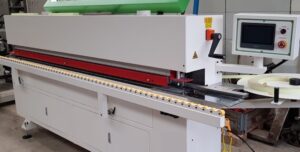 BRIAUNŲ KLIJAVIMO STAKLĖS MTEK-HY260J